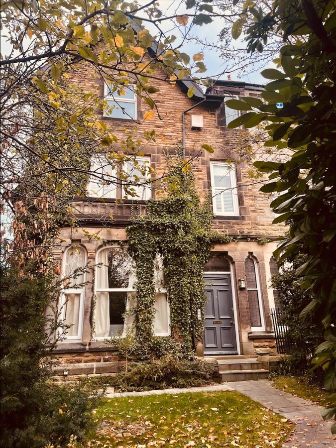 Free Parking - Penthouse - Business Stays - Relocating - St Harrogate Exterior photo